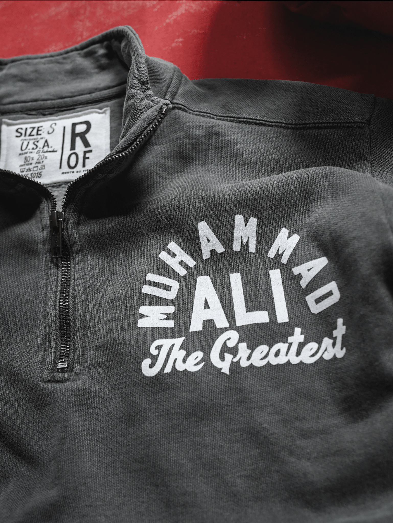 Ali The Greatest Charcoal Quarter-Zip Sweatshirt - Roots of Fight Canada