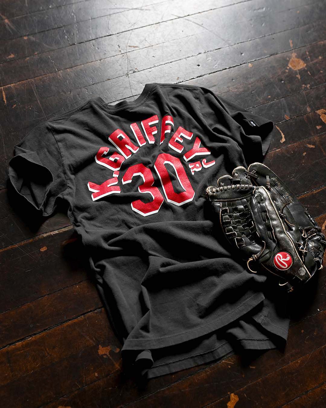 K. Griffey Jr. 30 Cincinnati Black Tee - Roots of Fight Canada