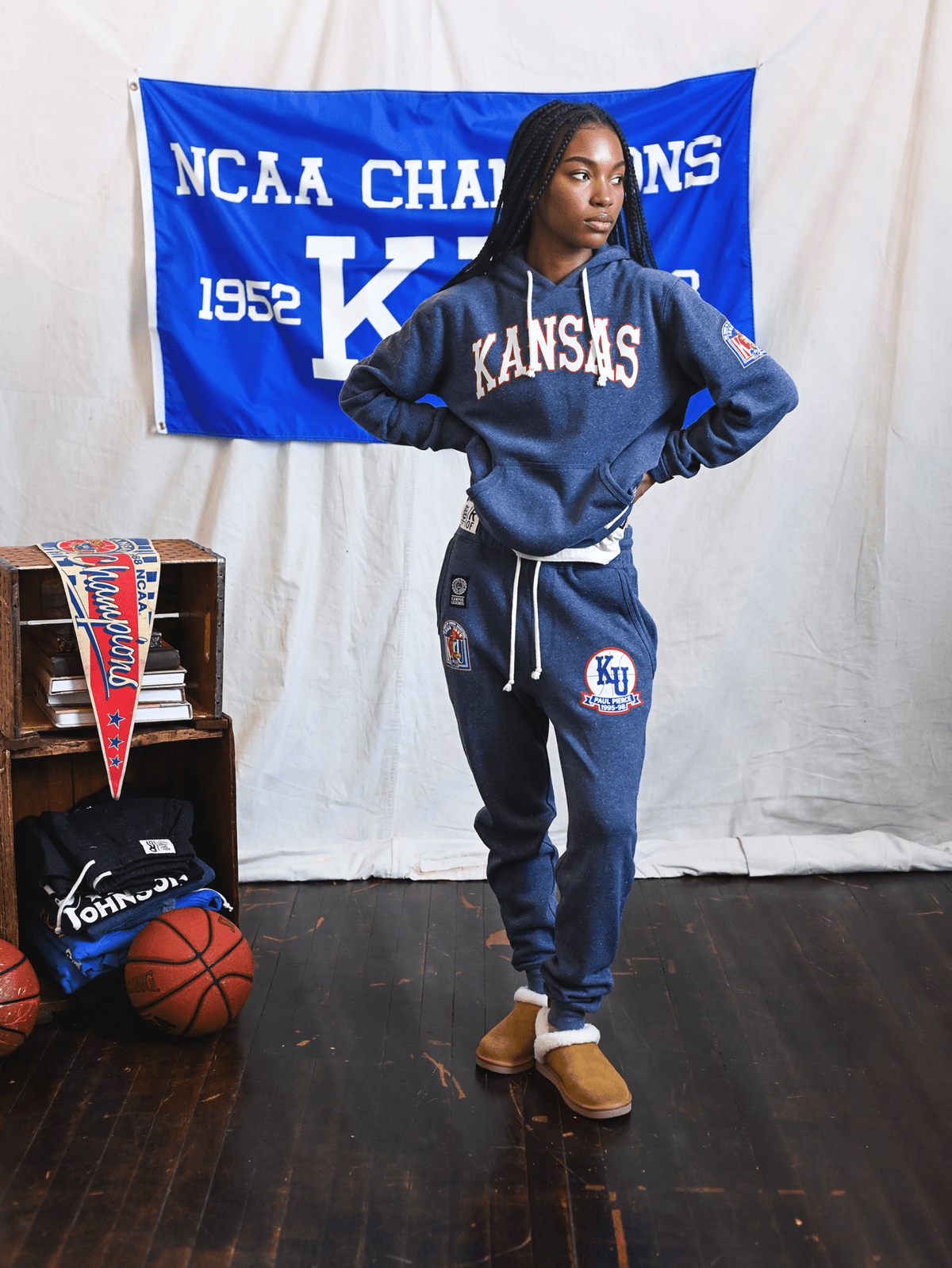 KU - Paul Pierce Basketball Navy Sweatpants - Roots of Fight Canada
