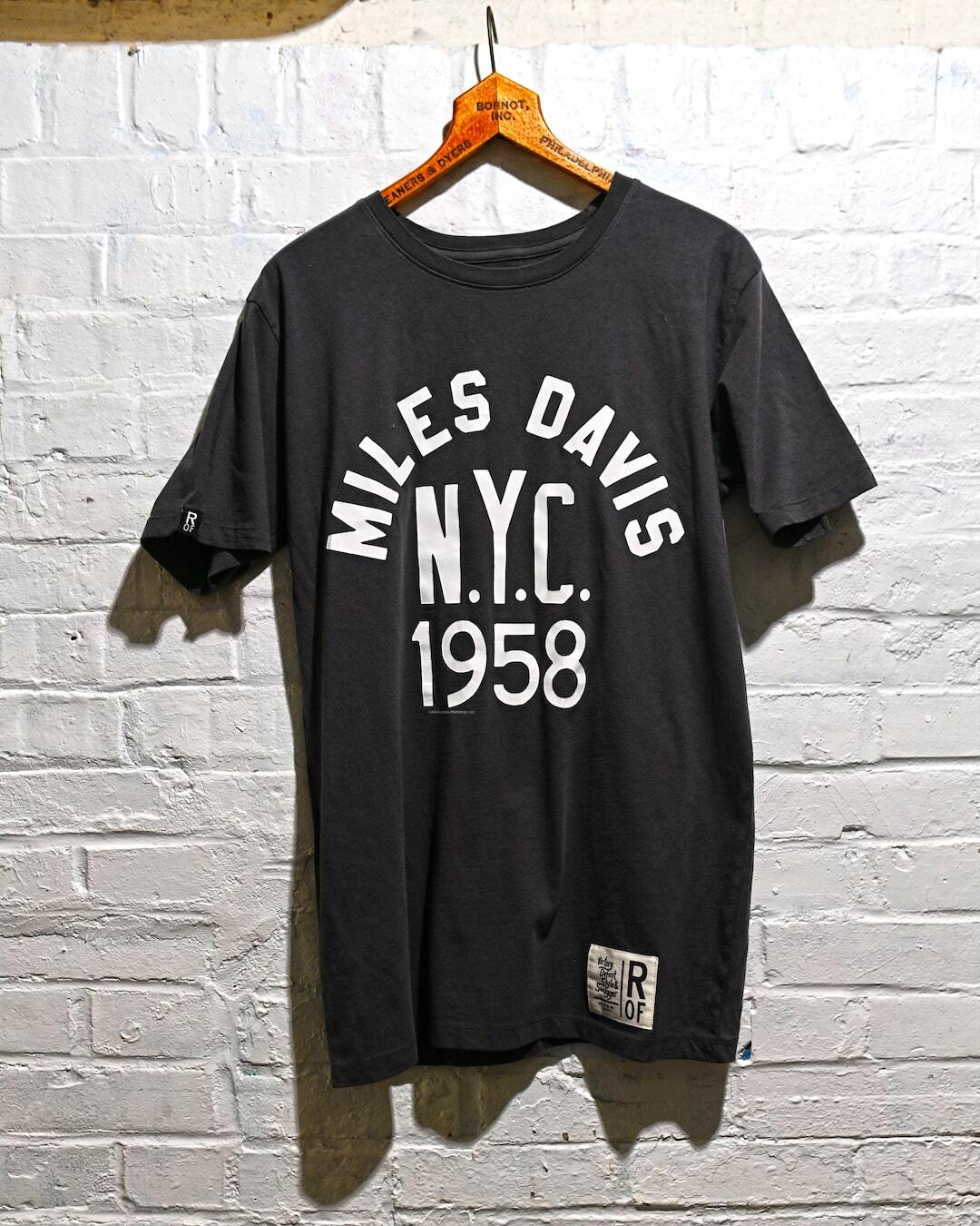 Miles Davis 1958 NYC Black Tee - Roots of Fight Canada
