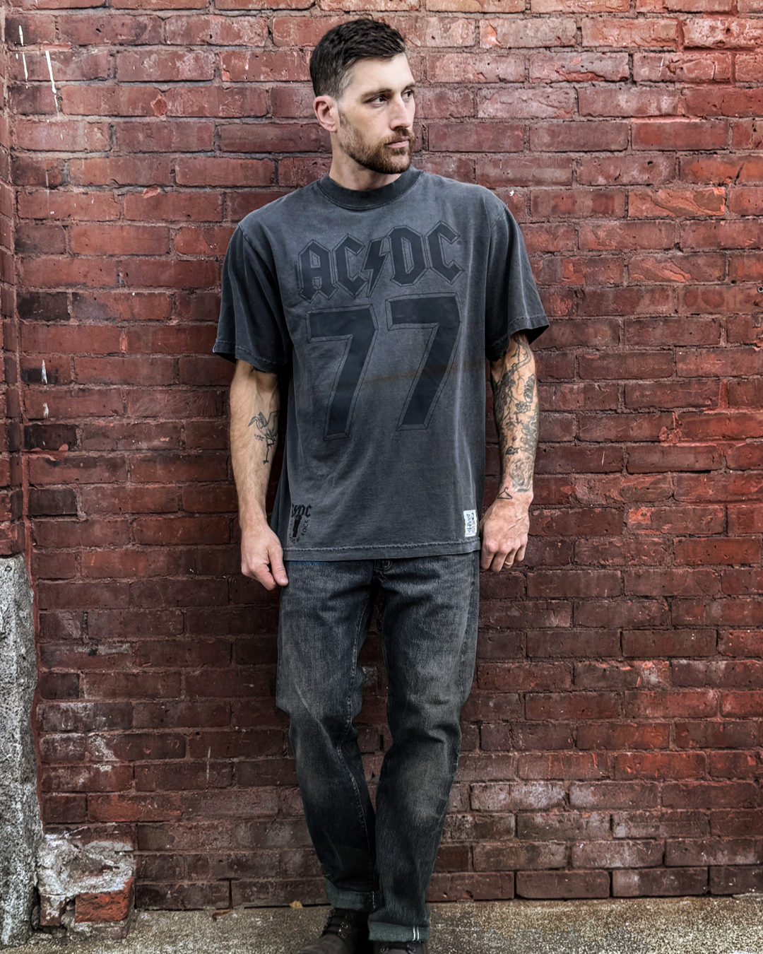 AC/DC '77 Charcoal Heavyweight Tee
