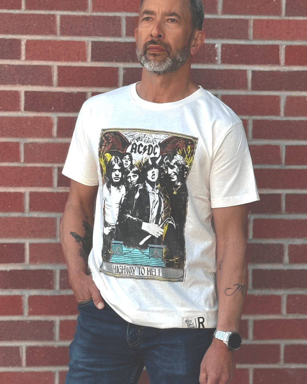AC/DC Highway To Hell Photo White Tee - Roots of Fight Canada