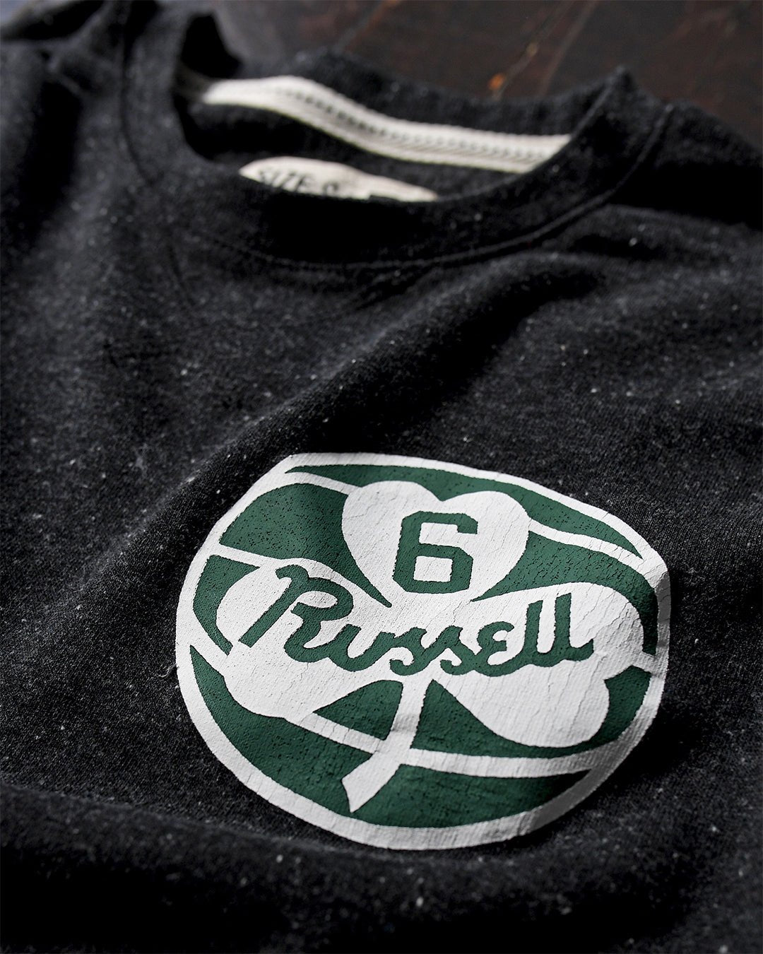 Bill Russell 6 Black Sweatshirt - Roots of Fight Canada