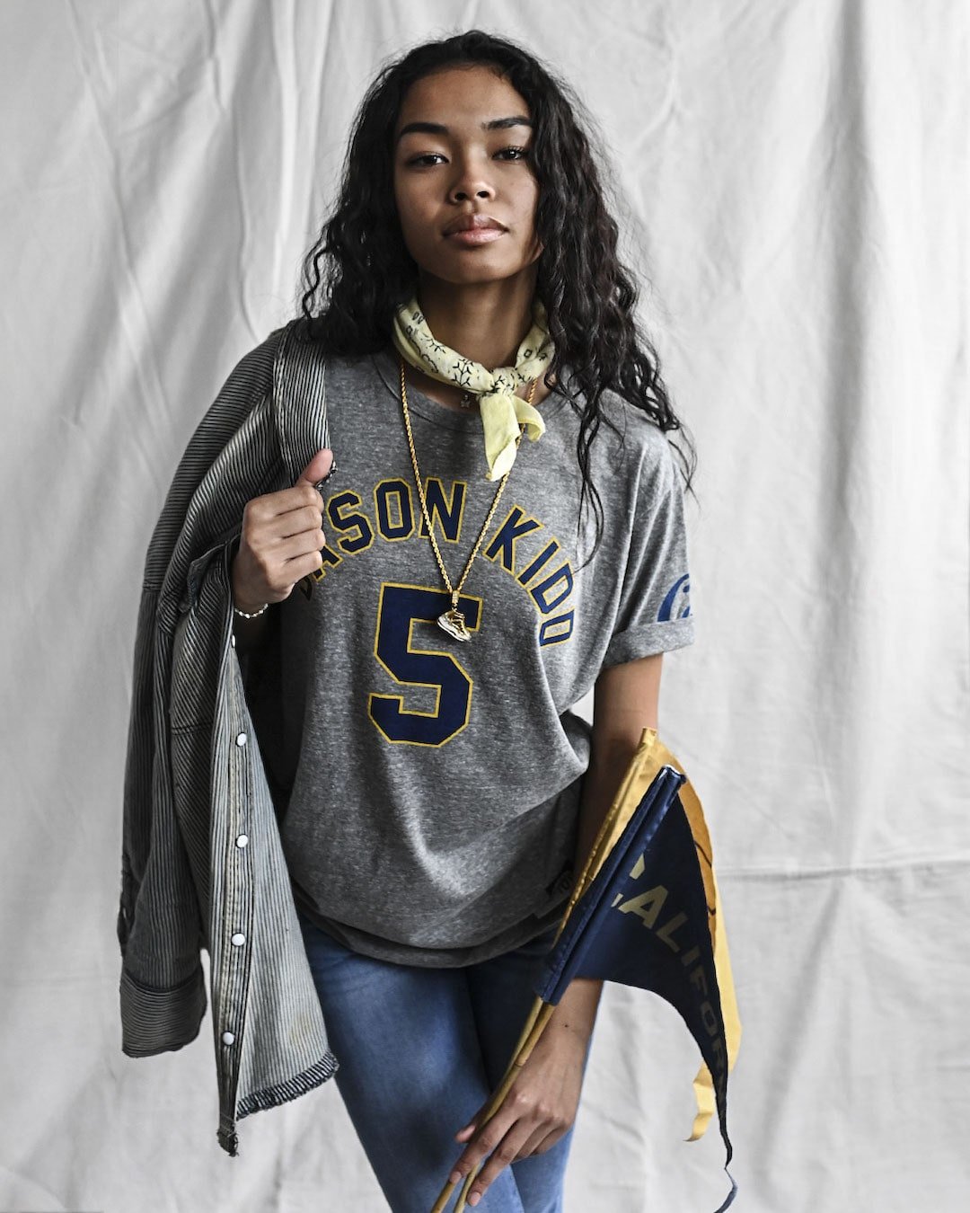 CAL - Jason Kidd #5 Grey Tee - Roots of Fight Canada
