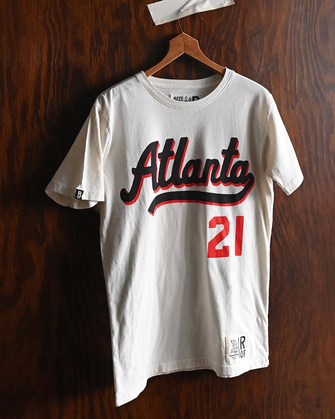 Dominique Wilkins Atlanta #21 White Tee - Roots of Fight Canada