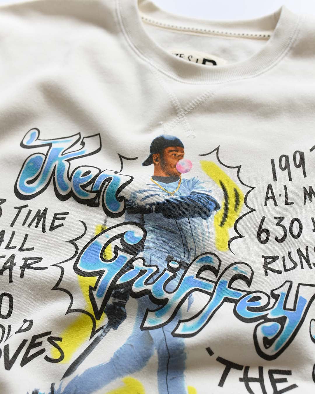 K. Griffey Jr. &#39;97 MVP Photo White Sweatshirt - Roots of Fight Canada