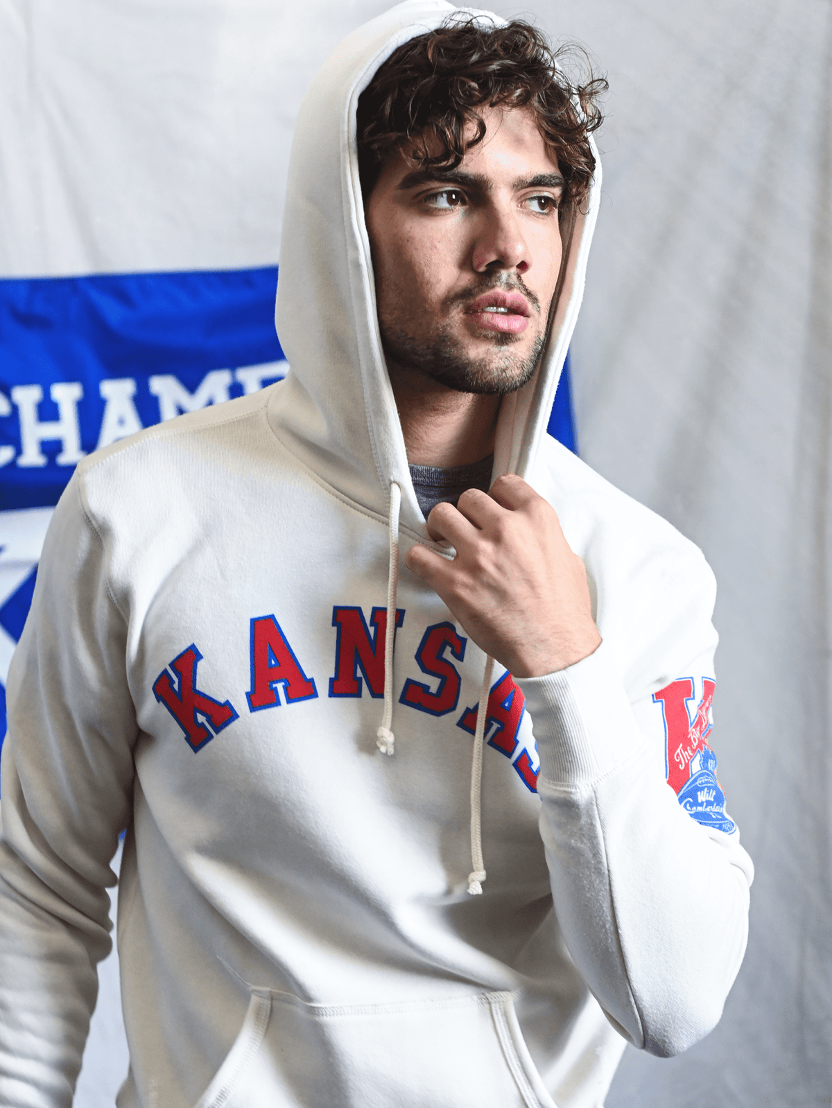 KU - Wilt Jayhawks Basketball #13 White PO Hoody - Roots of Fight Canada