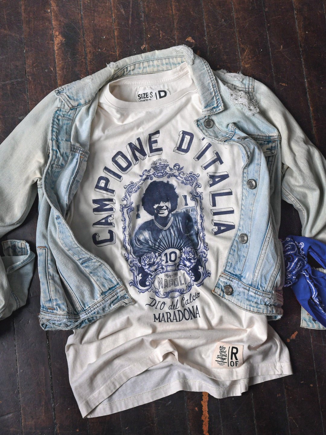 Maradona Dio Del Calcio White Tee - Roots of Fight Canada
