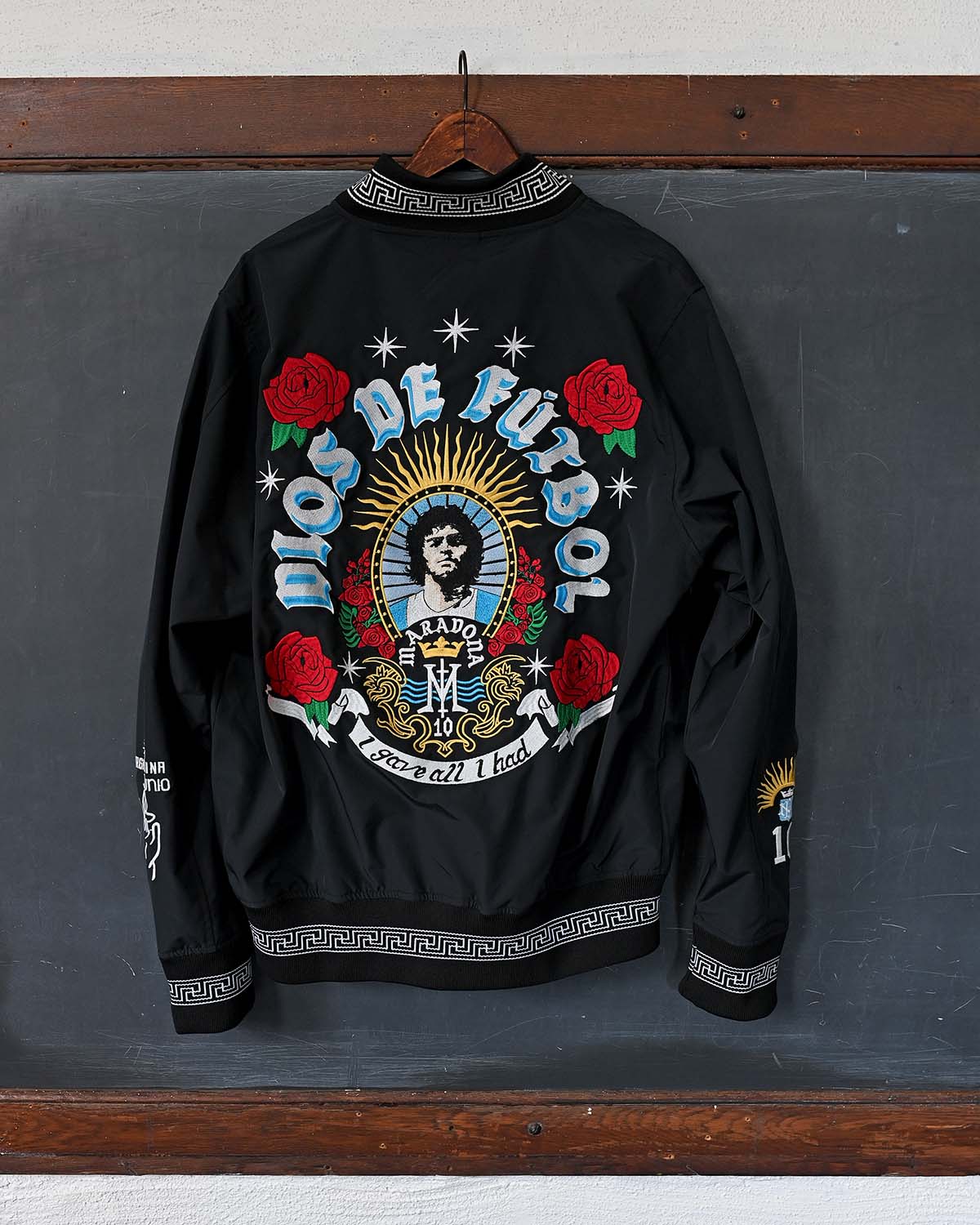 Maradona Dios De Futbol Stadium Jacket - Roots of Fight Canada