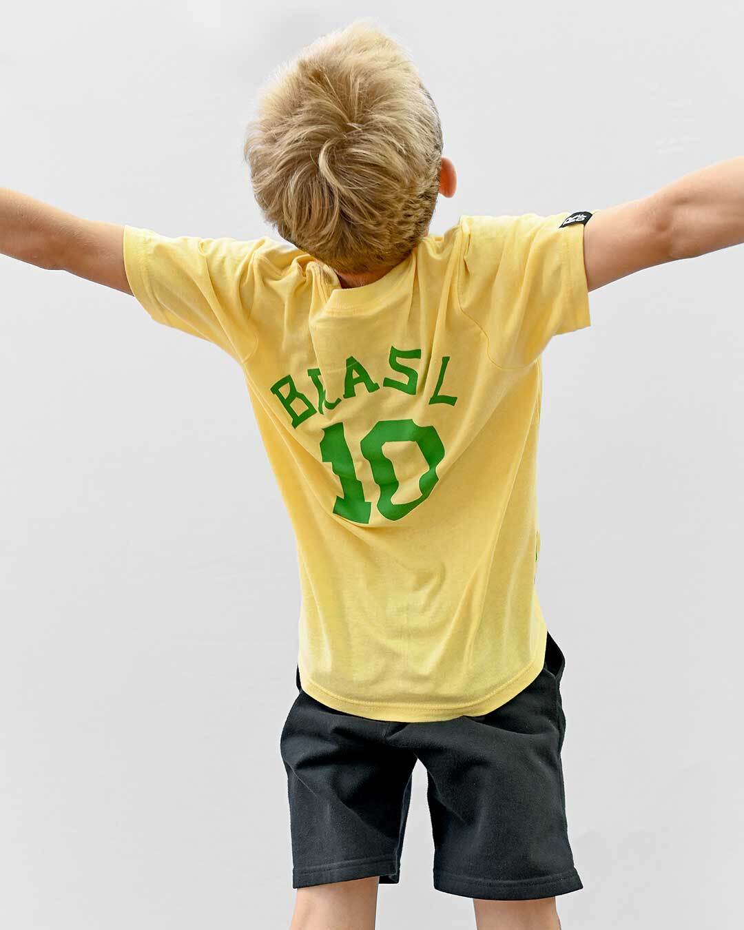 Pelé #10 Brasil Gold Kid's Tee - Roots of Fight Canada