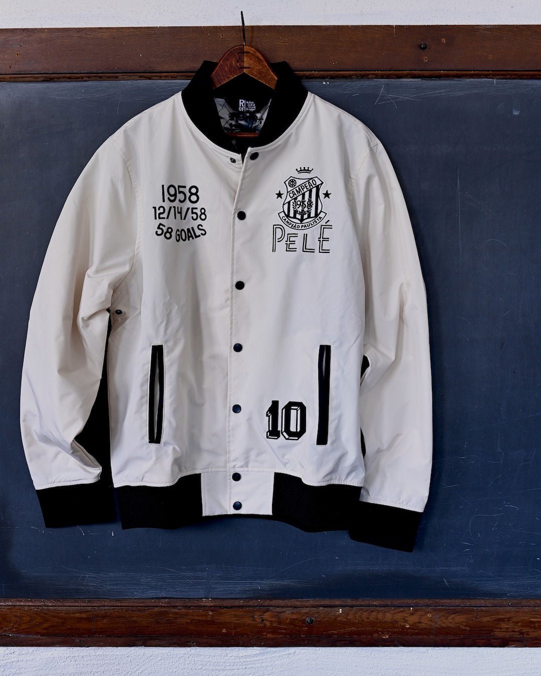 Pelé Santos Stadium Jacket - Roots of Fight Canada