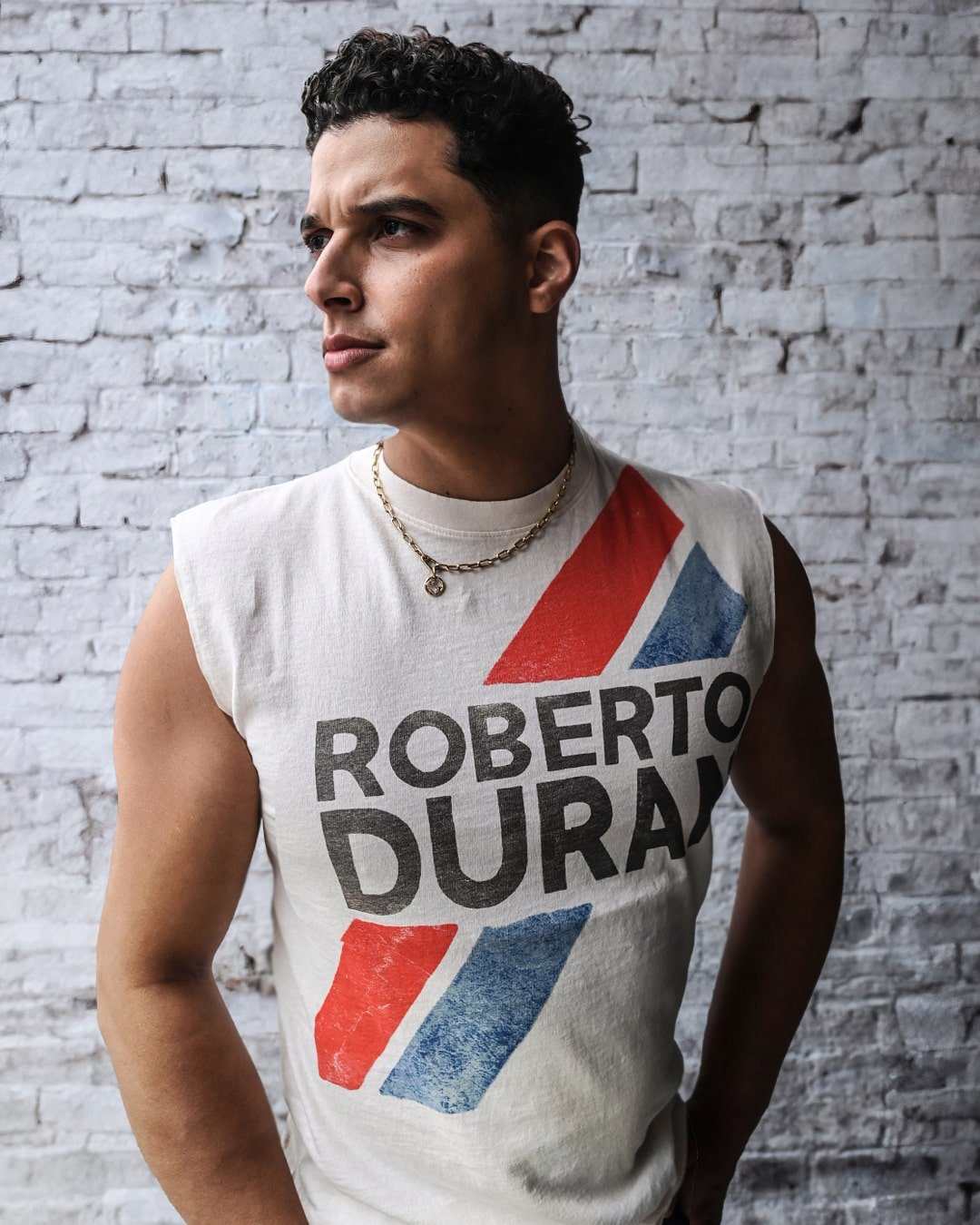 Roberto Duran Retro White Muscle Tee - Roots of Fight Canada