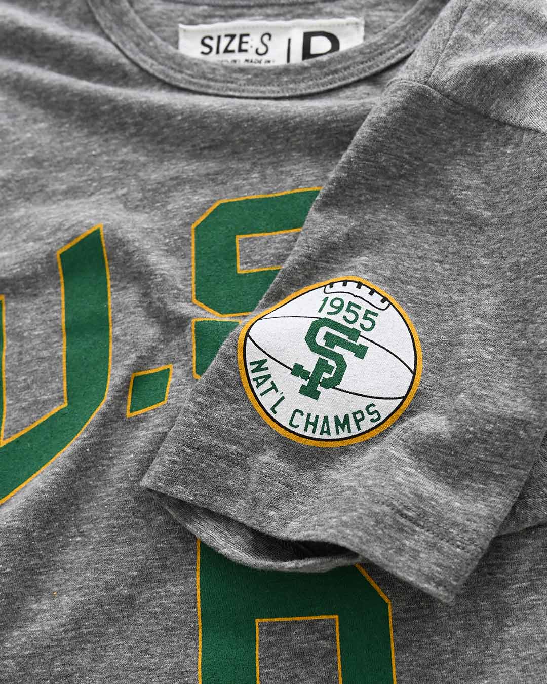 USF - Bill Russell #6 Grey Tee - Roots of Fight Canada