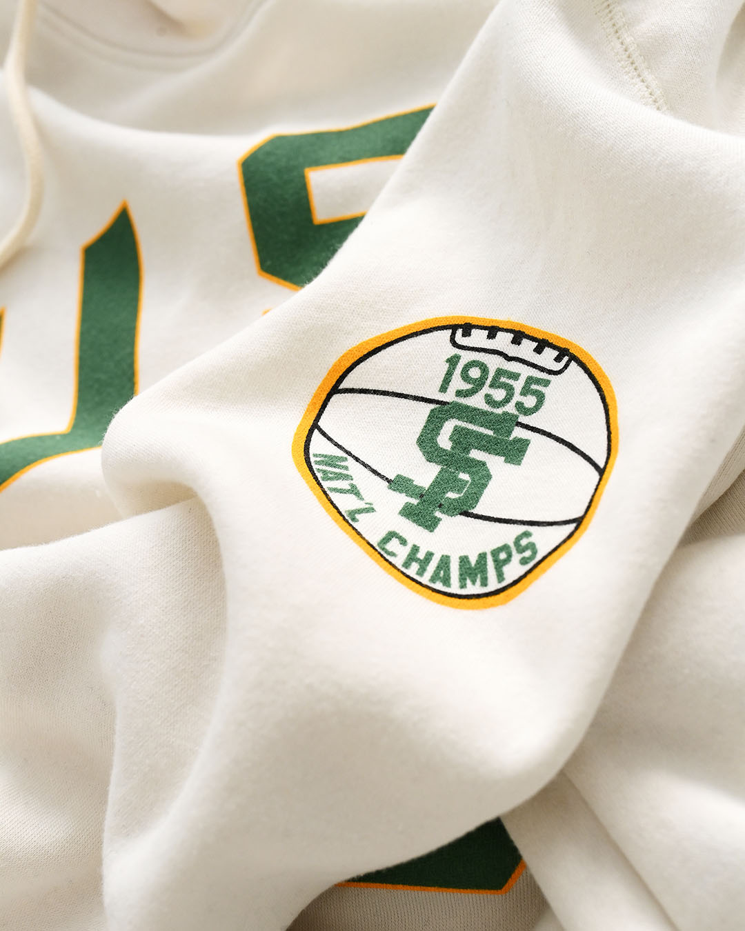USF - Bill Russell #6 White PO Hoody - Roots of Fight Canada