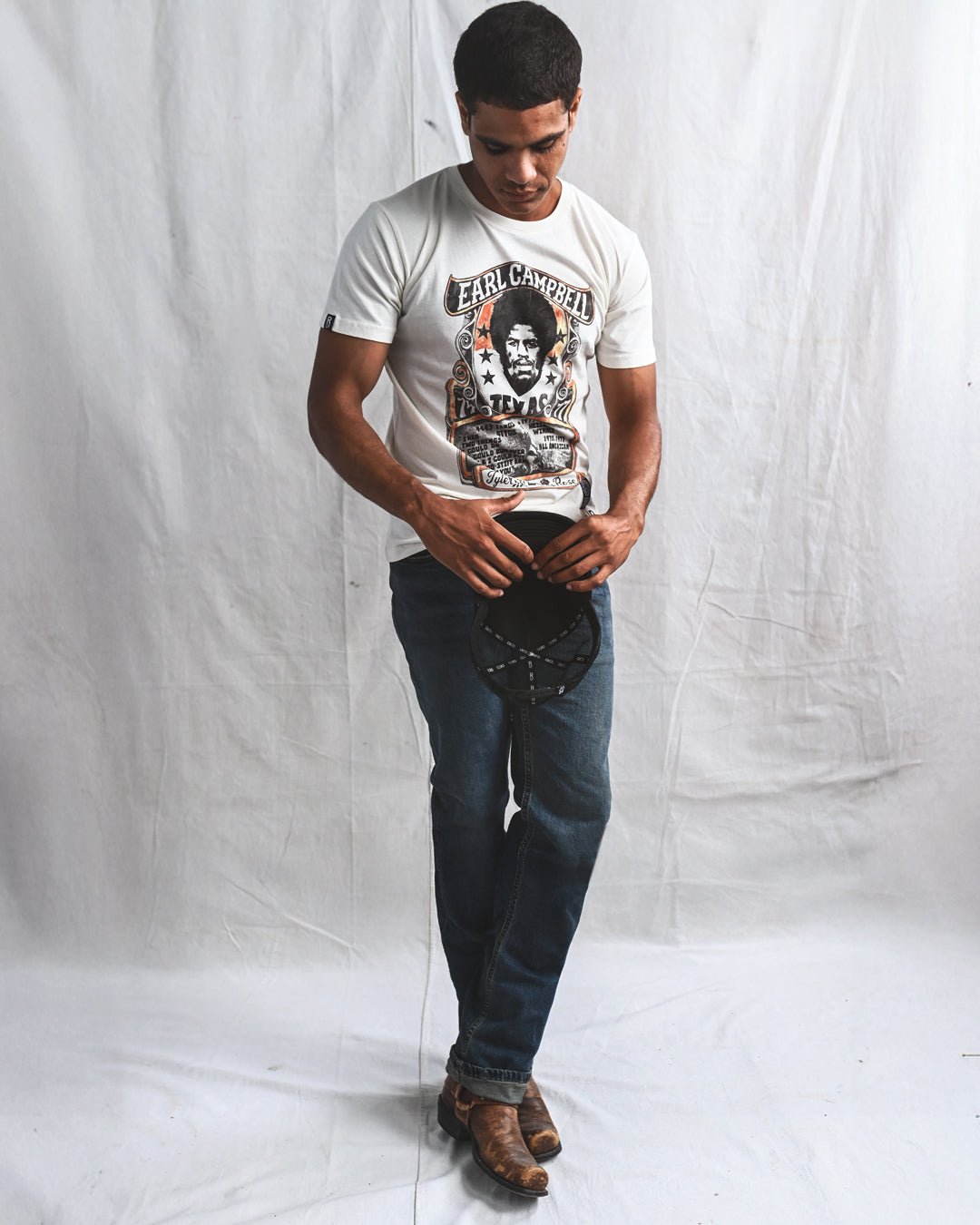 UT - Earl Campbell Legacy White Tee - Roots of Fight Canada