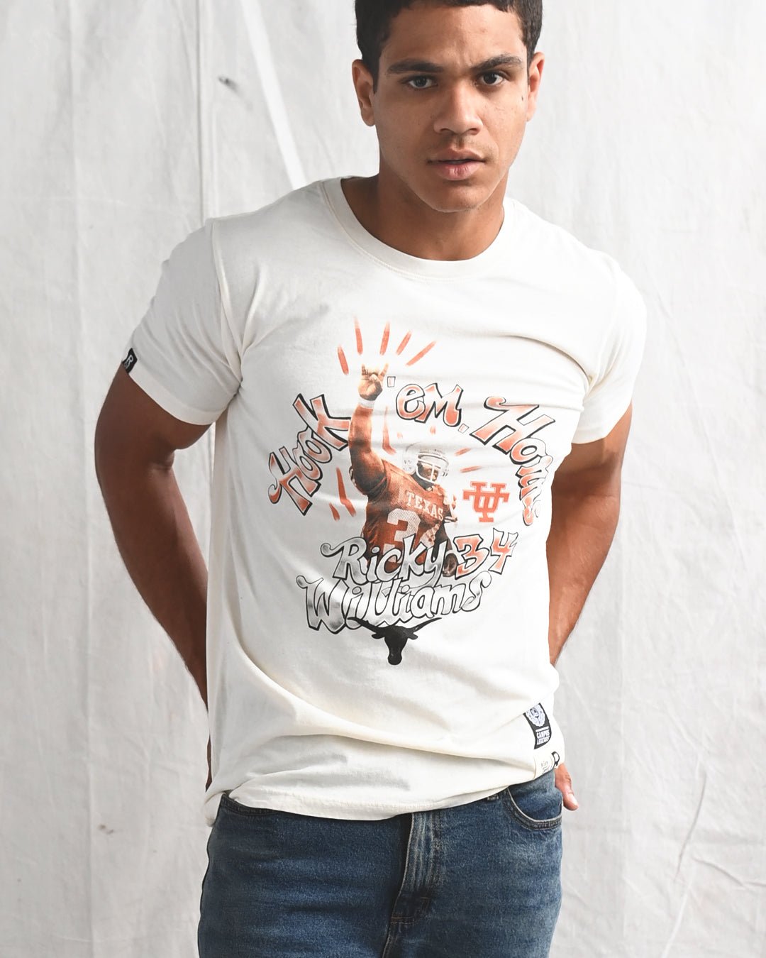 UT - Ricky Williams Horns Football White Tee - Roots of Fight Canada
