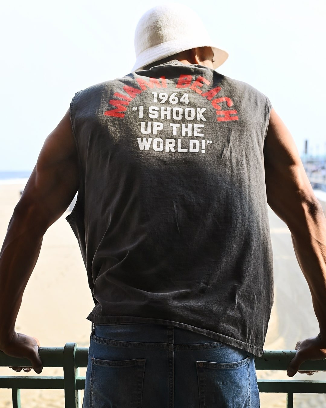 Cassius Clay &#39;Shook Up the World&#39; Black Muscle Tee - Roots of Fight Canada