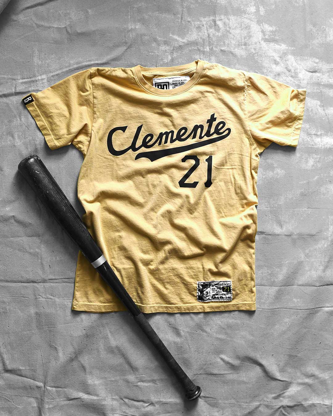 Clemente #21 Yellow Tee - Roots of Fight Canada