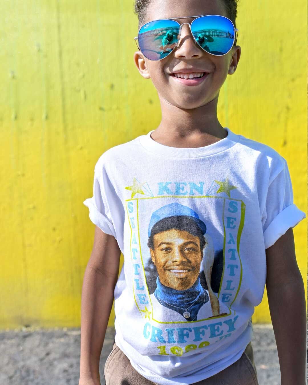 Ken Griffey Jr. Photo White Kid's Tee - Roots of Fight Canada