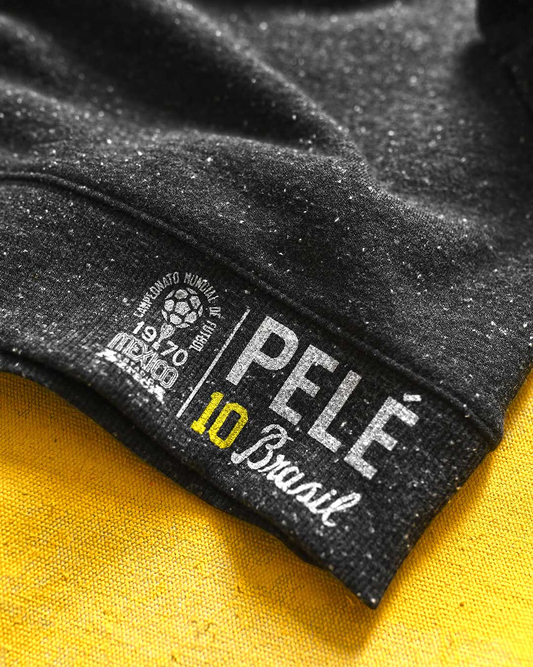 Pelé 1970 Black Sweatshirt - Roots of Fight Canada
