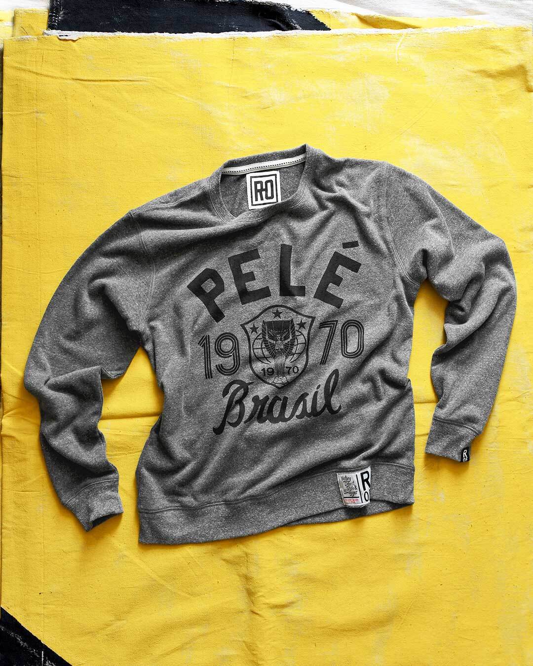 Pelé Brasil Grey Sweatshirt - Roots of Fight Canada