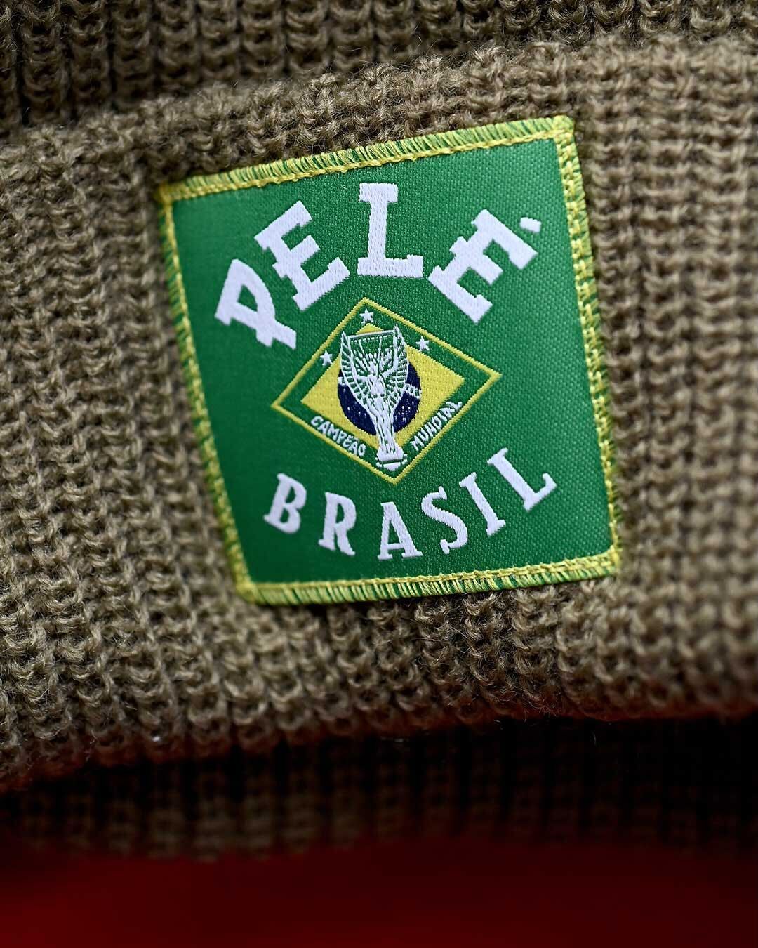 Pelé Brasil Olive Beanie - Roots of Fight Canada