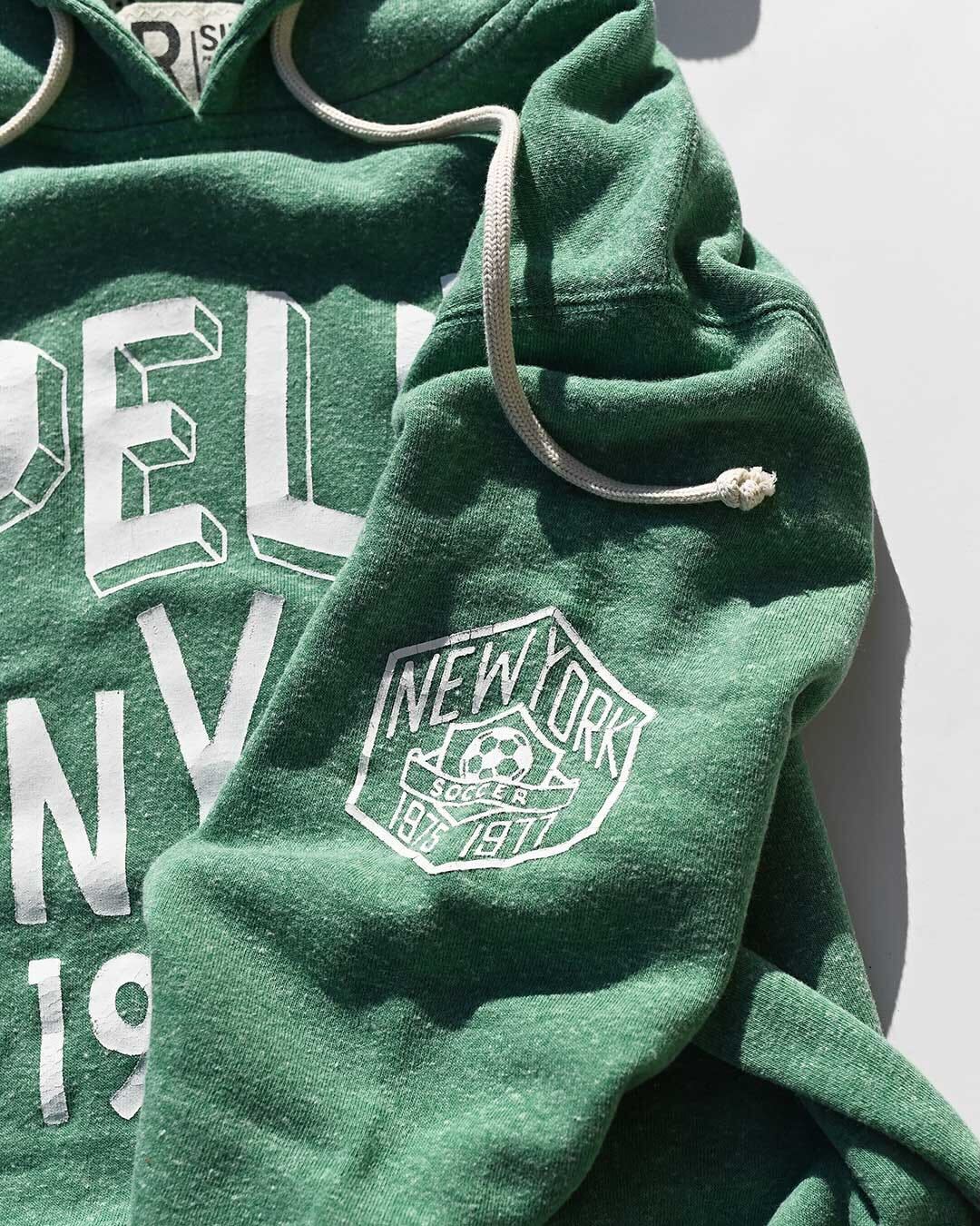 Pelé NYC 1975 Green PO Hoody - Roots of Fight Canada