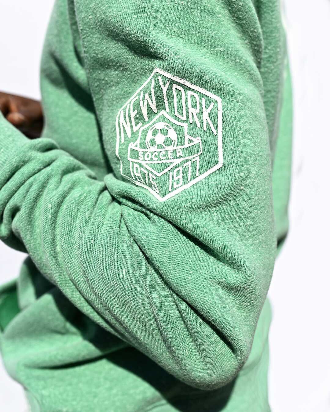 Pelé NYC 1975 Green PO Hoody - Roots of Fight Canada