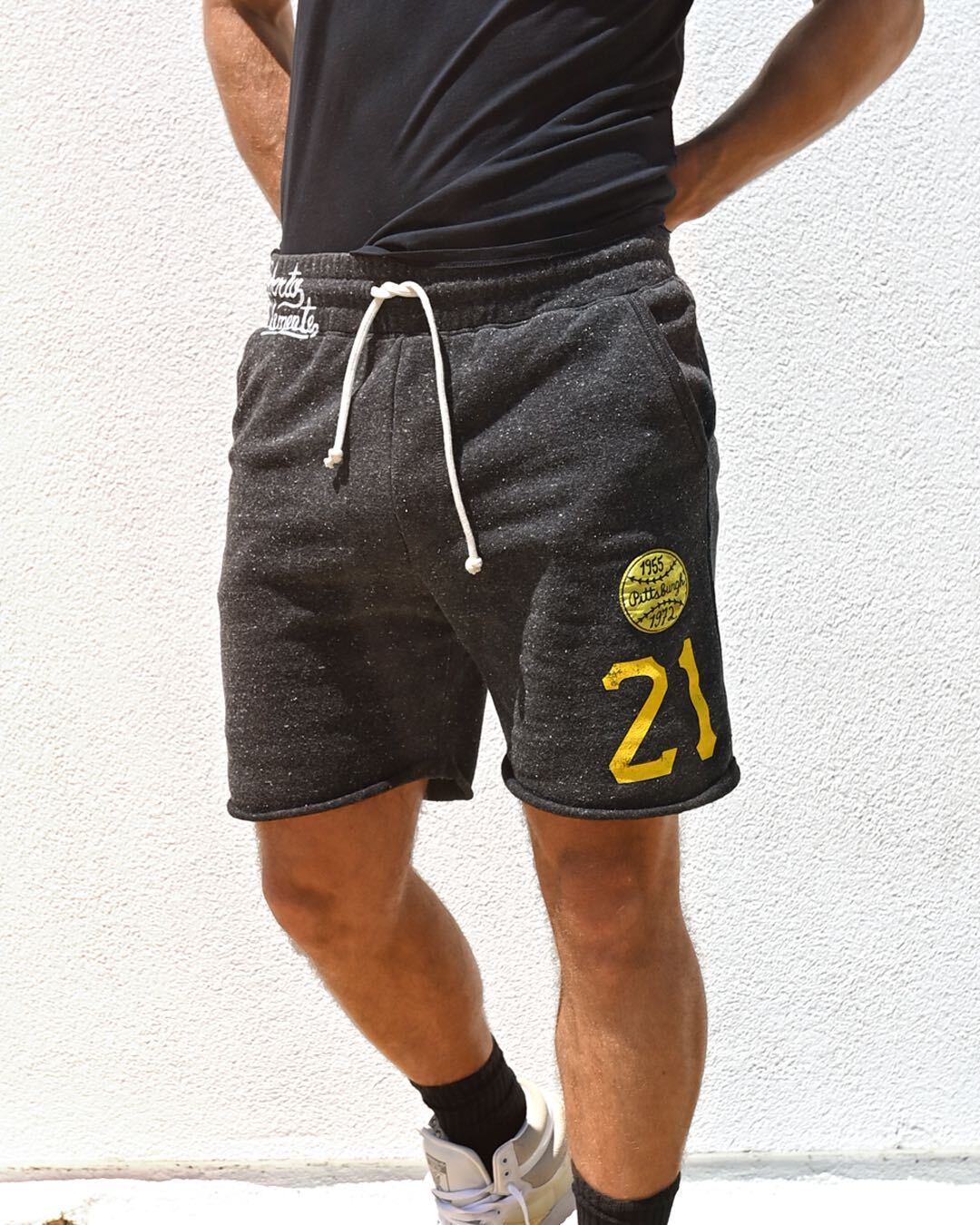 Roberto Clemente #21 Black Shorts - Roots of Fight Canada