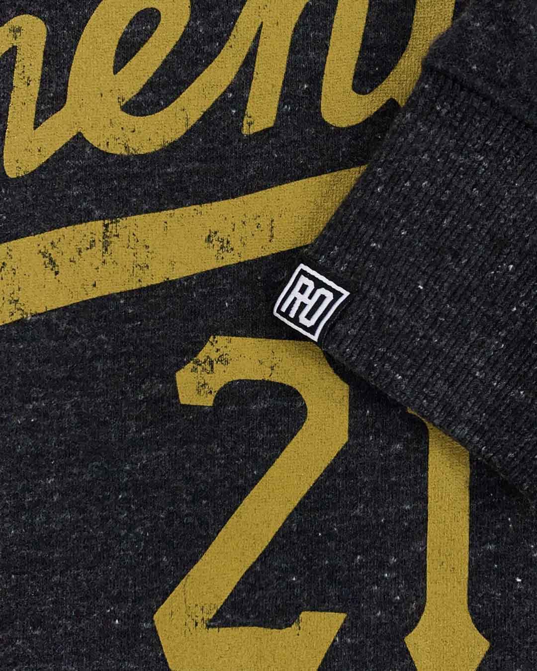 Roberto Clemente #21 Pullover Hoody - Roots of Fight Canada