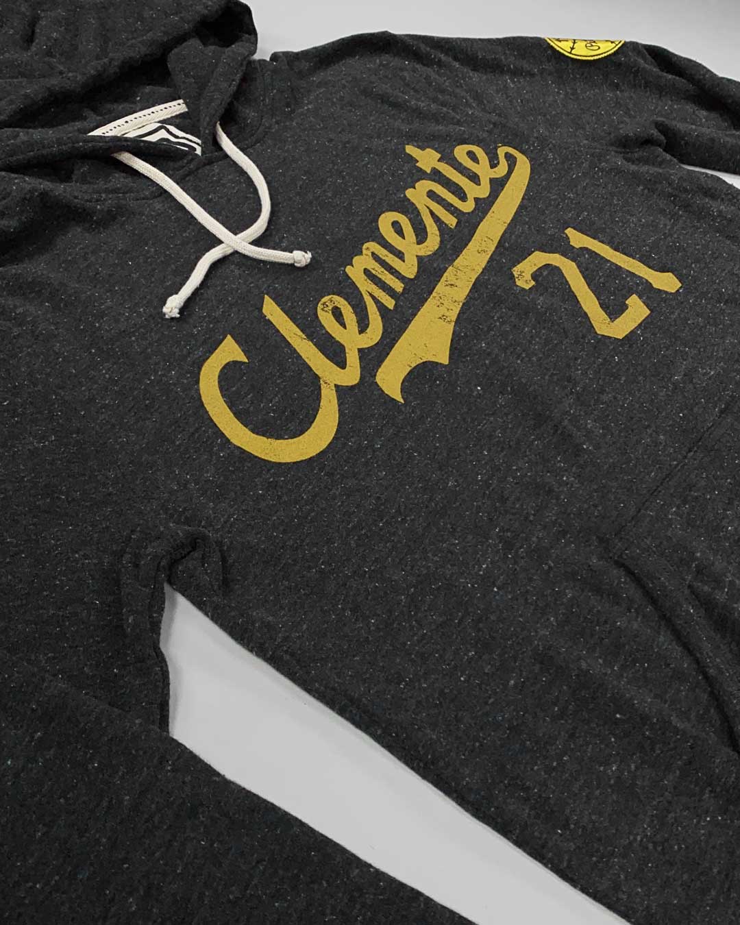 Roberto Clemente #21 Pullover Hoody - Roots of Fight Canada